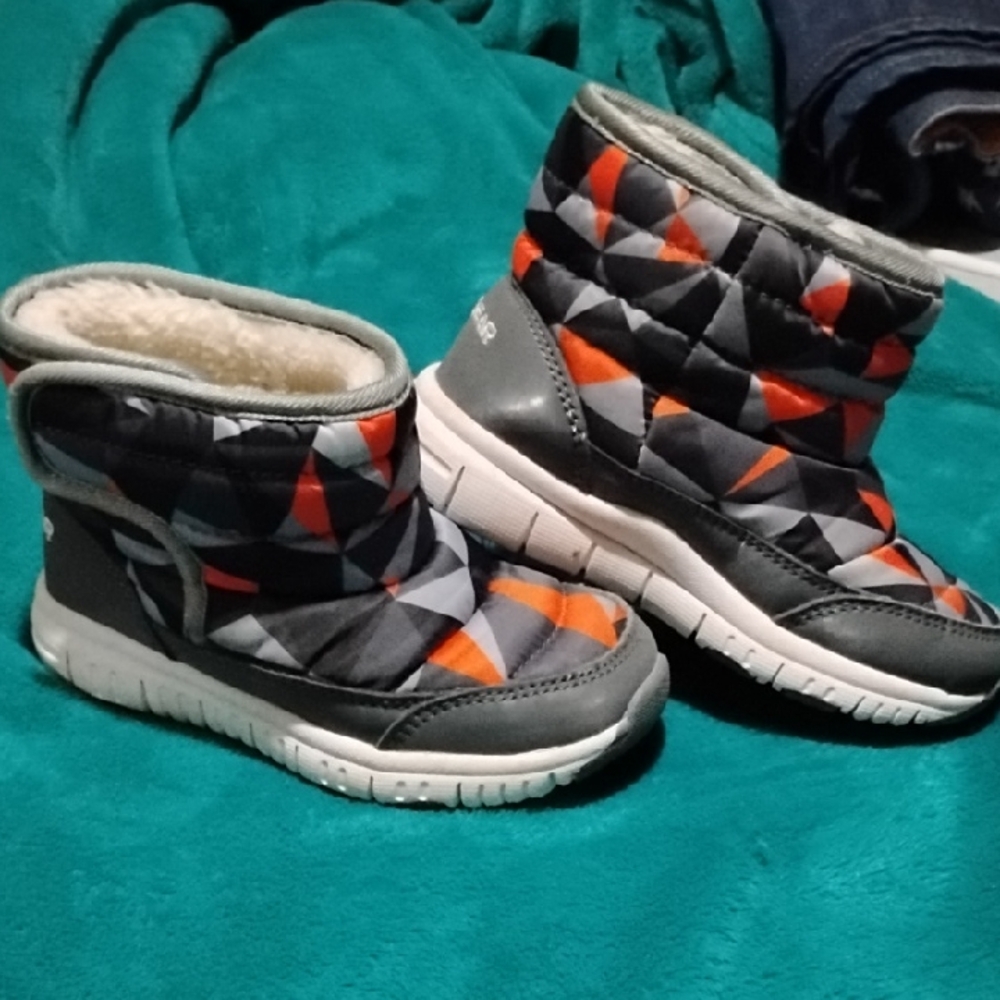 Stylish Kids Quilted Boots - Gray and Orange
